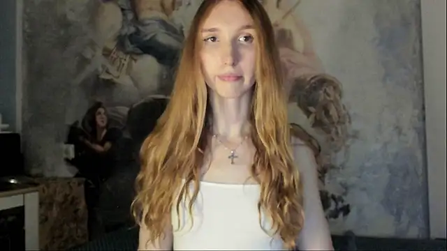 Snapshot of LisaIcon chatting on July 7, 7:51 pm LisaIcon online show from July 7, 7:51 pm