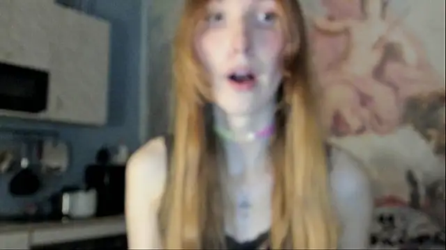 Snapshot of LisaIcon chatting on August 2, 7:23 pm LisaIcon online show from August 2, 7:23 pm