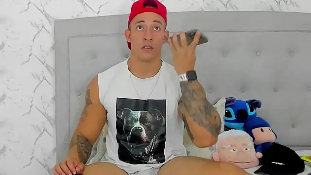 luigiferrara online show from September 20, 8:54 pm