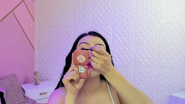 Snapshot of Violetaa_diazz chatting on November 8, 9:13 pm Violetaa diazz online show from November 8, 9:13 pm