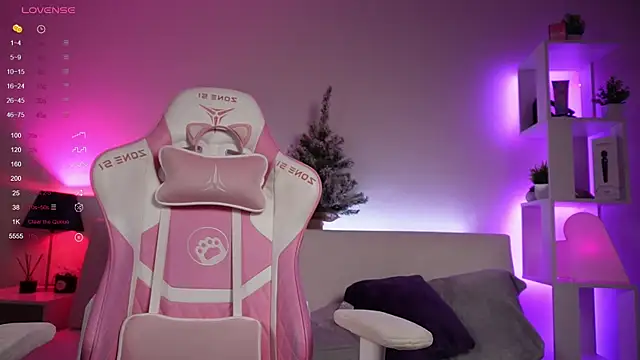 Snapshot of Good_Barbie chatting on December 26, 12:36 am Good Barbie online show from December 26, 12:36 am