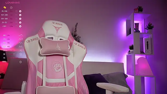 Snapshot of Good_Barbie chatting on December 26, 6:41 am Good Barbie online show from December 26, 6:41 am