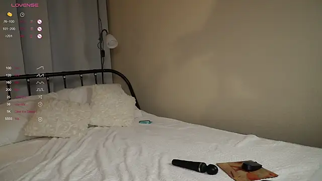 Snapshot of Good_Barbie chatting on September 28, 1:11 am Good Barbie online show from September 28, 1:11 am