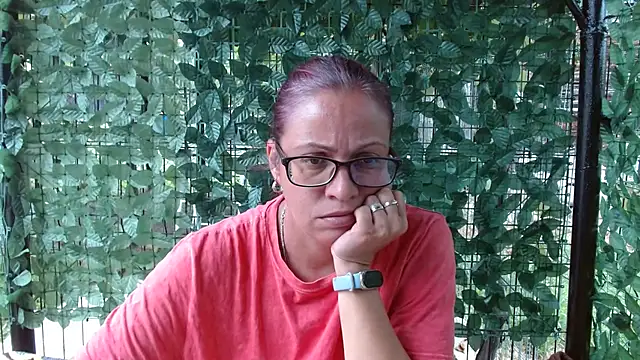 Snapshot of LadyHellene chatting on July 5, 10:00 am LadyHellene online show from July 5, 10:00 am