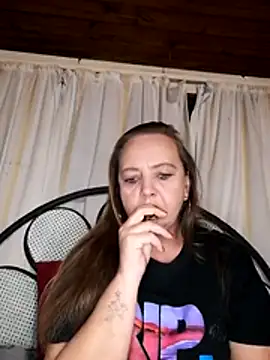 Kimmyb777 online show from May 20, 4:57 pm