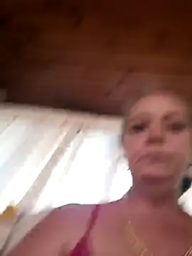 Kimmyb777 online show from June 18, 11:14 am