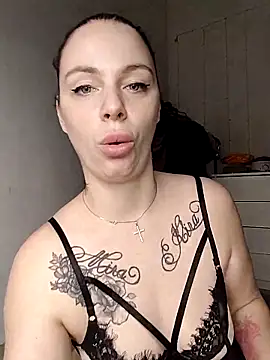 Lola Hale online show from March 6, 5:54 pm