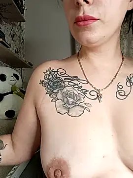 Lola Hale online show from October 26, 5:52 pm