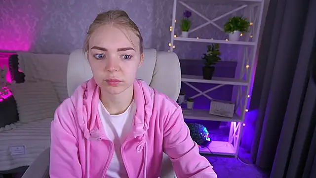 EmilySunshineS online show from March 6, 6:43 am