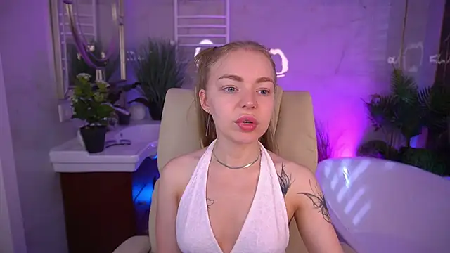 EmilySunshineS online show from June 12, 6:01 am