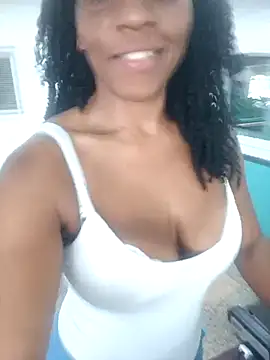 Luhma hot online show from May 9, 1:05 pm