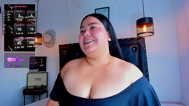 Snapshot of victoriajk chatting on July 27, 6:15 pm victoriajk online show from July 27, 6:15 pm