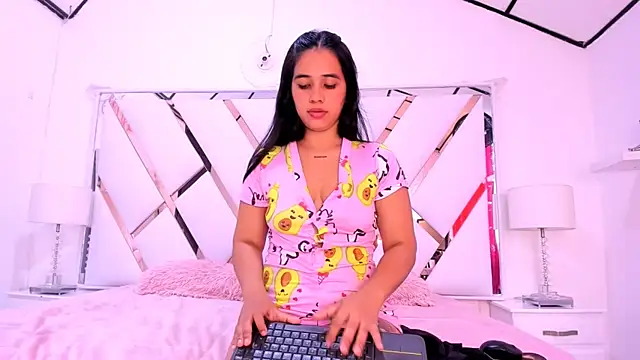 Snapshot of naughty__sara chatting on February 12, 2:21 pm naughty  sara online show from February 12, 2:21 pm