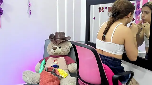 Snapshot of Andy_Gamboa chatting on February 8, 11:33 am Andy Gamboa online show from February 8, 11:33 am