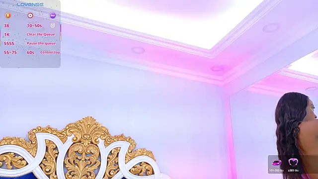 Snapshot of AshleyFerri chatting on November 12, 11:10 am AshleyFerri online show from November 12, 11:10 am