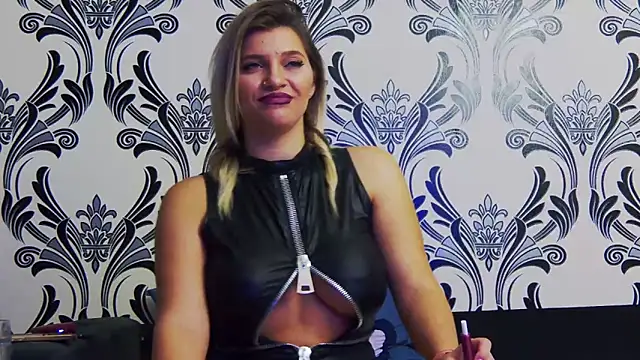 Lorehottie online show from March 15, 12:24 pm