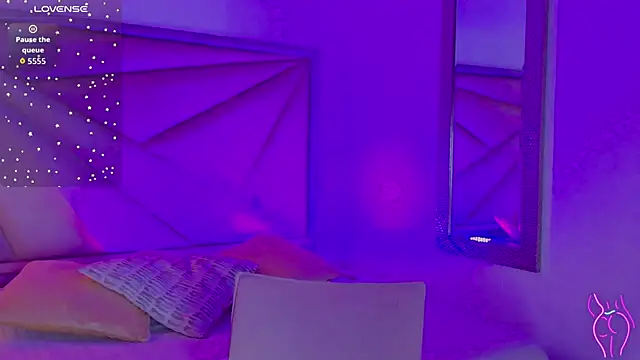 GiaFu online show from May 2, 12:37 am