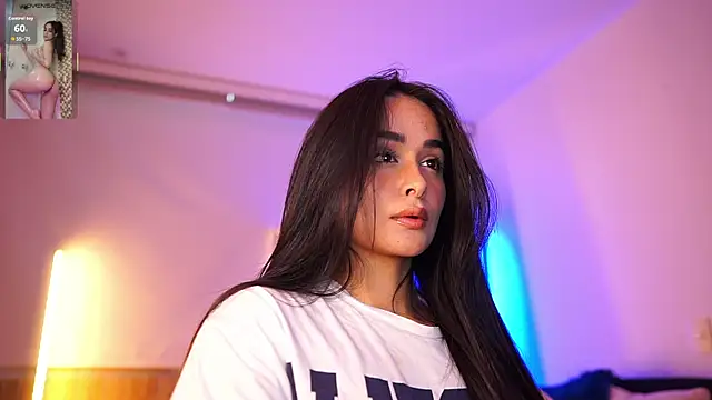 Snapshot of abigail_adamss chatting on September 13, 9:03 pm abigail adamss online show from September 13, 9:03 pm