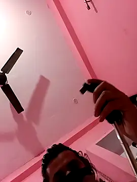 saviverma2024 online show from December 22, 10:28 am