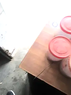 Snapshot of rana9639_1 chatting on February 15, 5:19 am rana9639 1 online show from February 15, 5:19 am