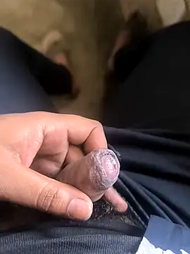 Snapshot of rana9639_1 chatting on March 21, 5:00 am rana9639 1 online show from March 21, 5:00 am