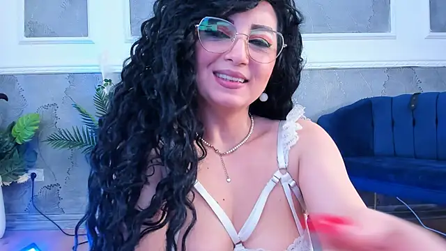 Snapshot of anissia_teaser chatting on February 8, 8:20 am anissia teaser online show from February 8, 8:20 am