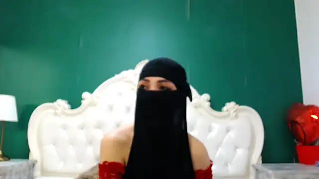 Snapshot of Hajar_Kar chatting on February 12, 5:26 am Hajar Kar online show from February 12, 5:26 am