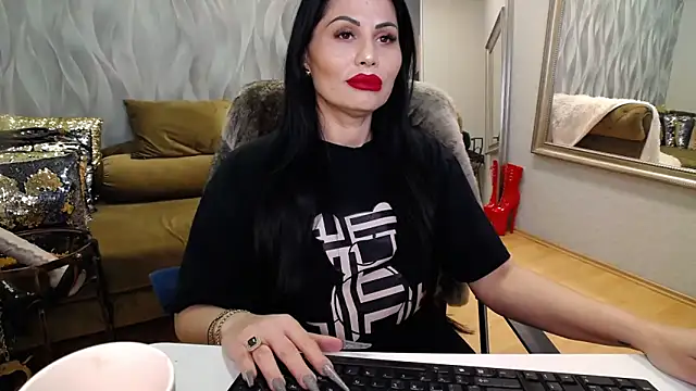 Sara Poison online show from April 24, 2:58 am