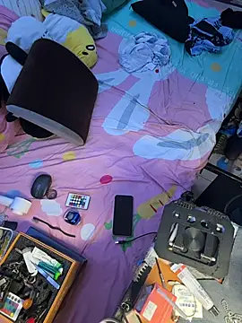 ex199212 online show from July 3, 9:21 pm