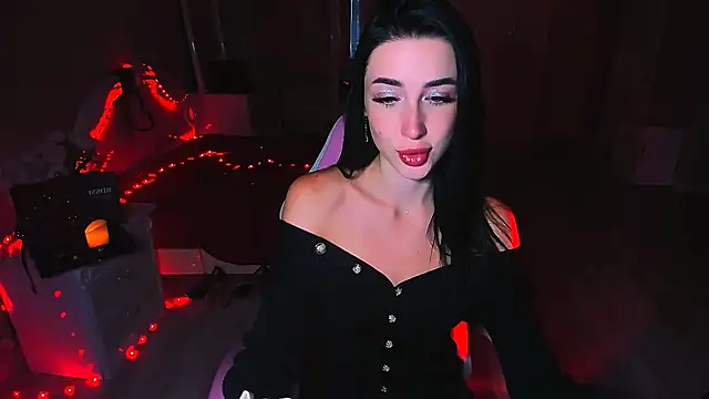 lovely desire online show from September 10, 7:19 am