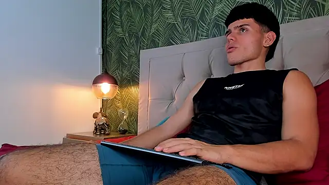 Nathaniel Park online show from February 3, 1:09 am