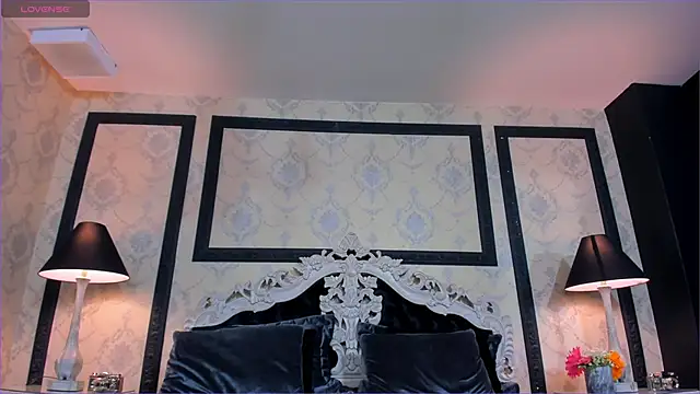 Snapshot of ImSophiie chatting on April 30, 9:41 pm ImSophiie online show from April 30, 9:41 pm