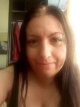 Snapshot of Veronica-Celie chatting on October 29, 6:59 am Veronica-Celie online show from October 29, 6:59 am