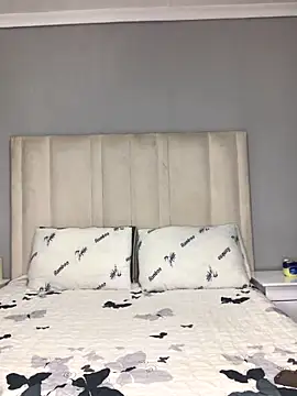 Pearl 00 online show from November 25, 10:26 am