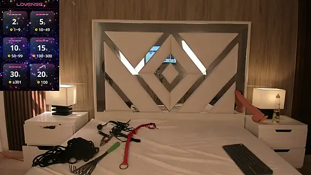 Snapshot of ValentinaThomas chatting on October 1, 7:31 pm ValentinaThomas online show from October 1, 7:31 pm