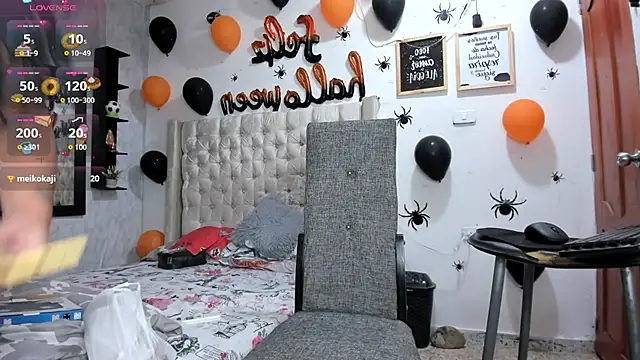 Snapshot of Marycurvysex1 chatting on October 28, 10:01 pm Marycurvysex1 online show from October 28, 10:01 pm