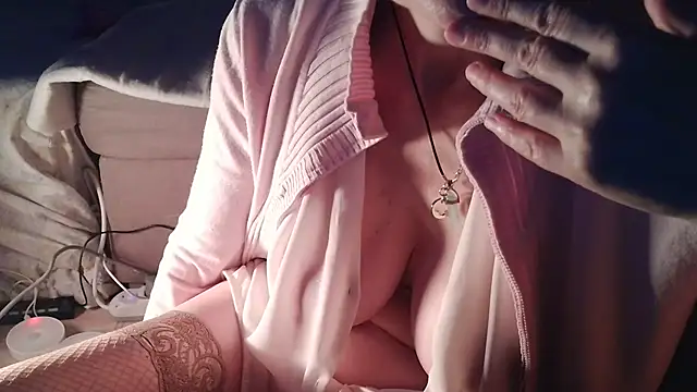 VeneRed online show from February 25, 7:14 pm