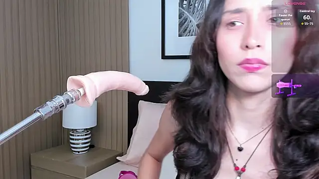 Snapshot of doll_bella_ chatting on November 11, 7:58 pm doll bella online show from November 11, 7:58 pm