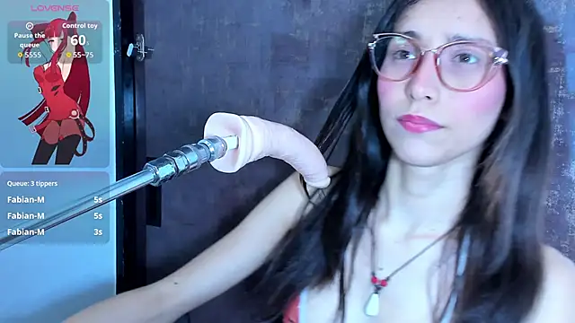 Snapshot of doll_bella_ chatting on May 22, 8:03 pm doll bella online show from May 22, 8:03 pm