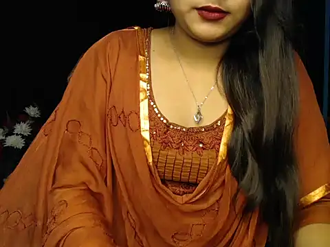 Snapshot of Wish_Queen chatting on January 24, 5:21 am Wish Queen online show from January 24, 5:21 am