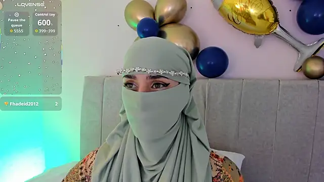 Snapshot of rawiya chatting on October 4, 12:25 pm rawiya online show from October 4, 12:25 pm