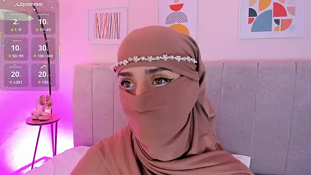 Snapshot of rawiya chatting on November 6, 1:01 pm rawiya online show from November 6, 1:01 pm