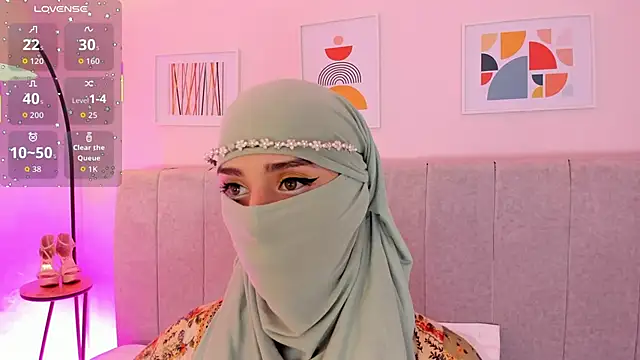 Snapshot of rawiya chatting on November 14, 2:05 pm rawiya online show from November 14, 2:05 pm