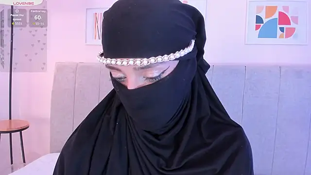 Snapshot of rawiya chatting on May 6, 1:05 pm rawiya online show from May 6, 1:05 pm