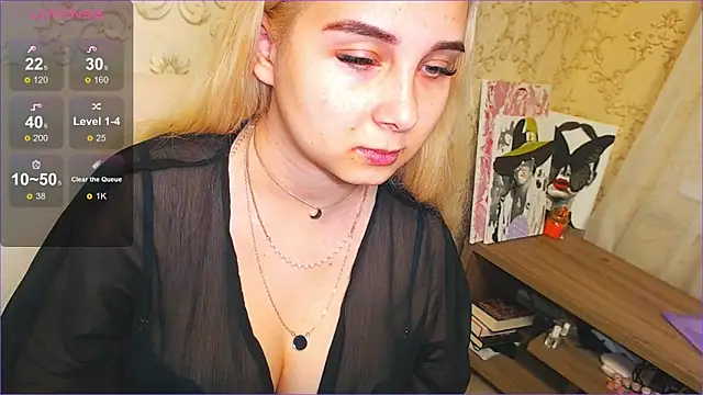 DolphinDreams online show from January 7, 12:31 pm