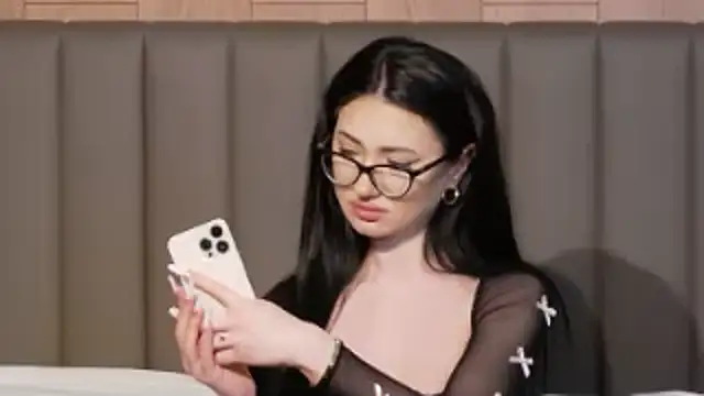 Snapshot of AllisonSky chatting on January 29, 1:17 pm AllisonSky online show from January 29, 1:17 pm