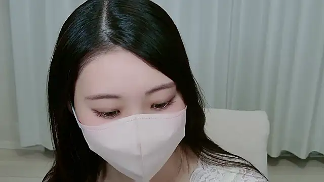 Snapshot of yuki_room chatting on November 27, 1:02 pm yuki room online show from November 27, 1:02 pm