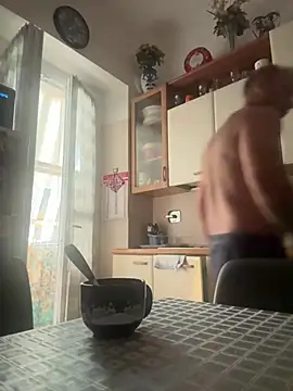 Snapshot of Lecatore80 chatting on June 27, 5:23 am Lecatore80 online show from June 27, 5:23 am