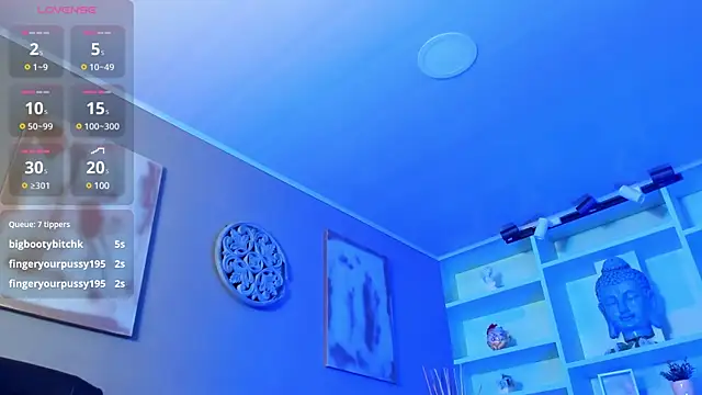 Lucy Williiams online show from March 5, 11:27 pm