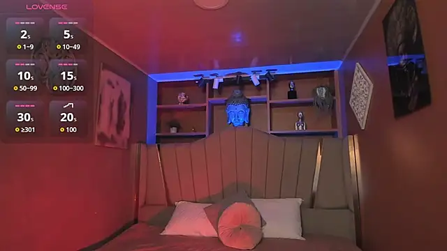 Lucy Williiams online show from October 13, 11:21 am